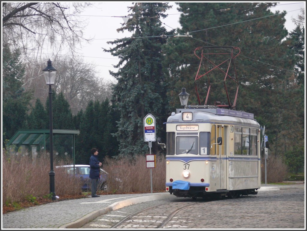 Wagen 37 am Postplatz in Naumburg (Saale)(08.12.2009)