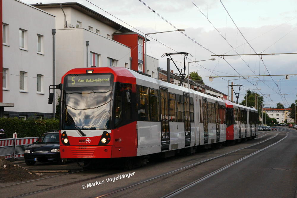 Wagen 5209 auf der Margaretastrae am 12.07.2012