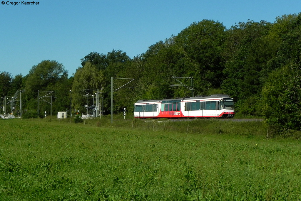 Wagen 848 am 06.09.2011 als S4 nach Schwaigern West bei Wieslensdorf.