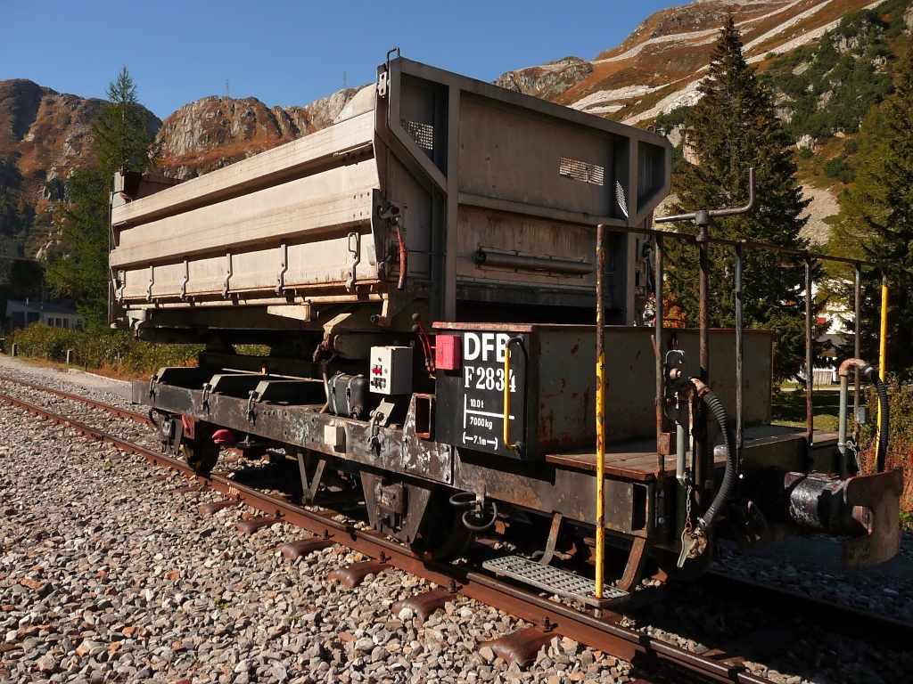 Wagen F2834 der DFB in Gletsch am 2.10.2011