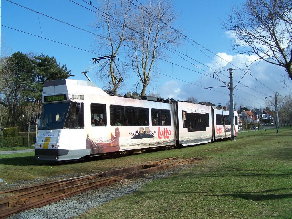 Wagen Nr 6011 in De Haan am 29/03/09.