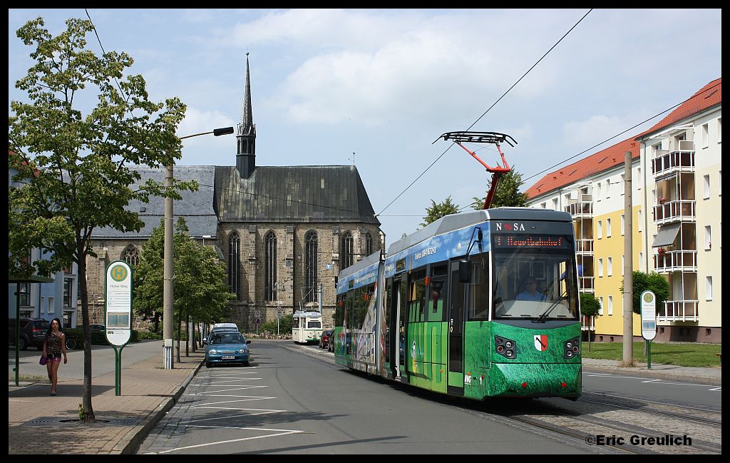 Wagen1 der Halberstdter Verkehrsbetriebe in Halberstadt Hoher Weg am 30.06.2012.