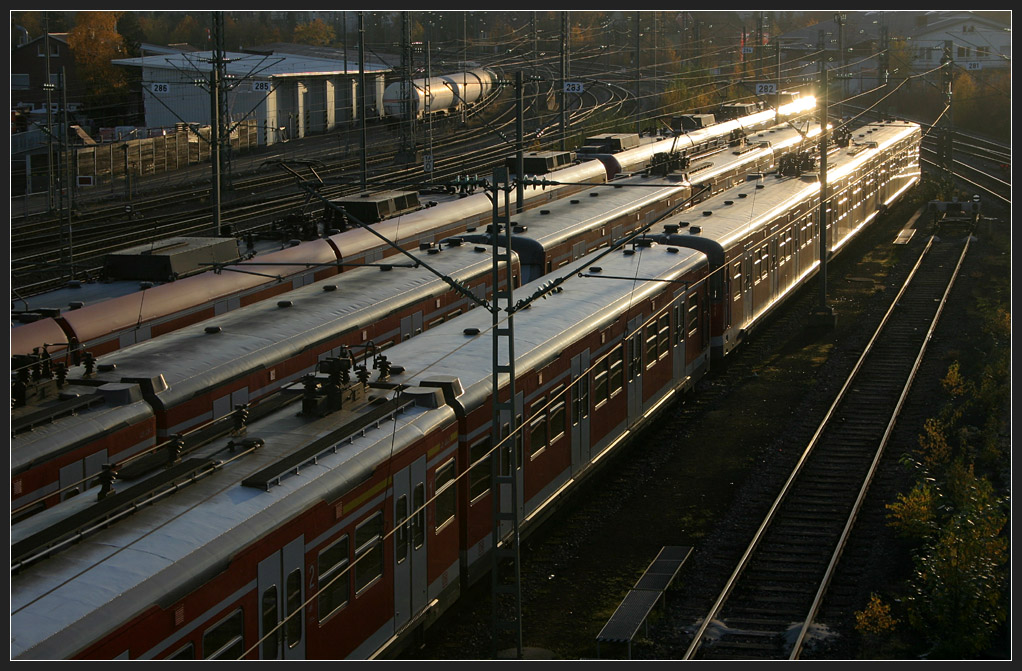 Warten auf den nächsten Einsatz -

Abgestellte S-Bahnzüge in Stuttgart-Vaihingen.

(M)