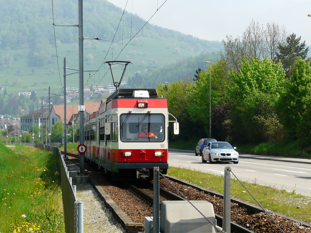 WB - Regio von Liestal nach Waldenburg kurz nach Liestal unterwegs mit dem Triebwagen BDe 4/4  16 am 05.05.2013