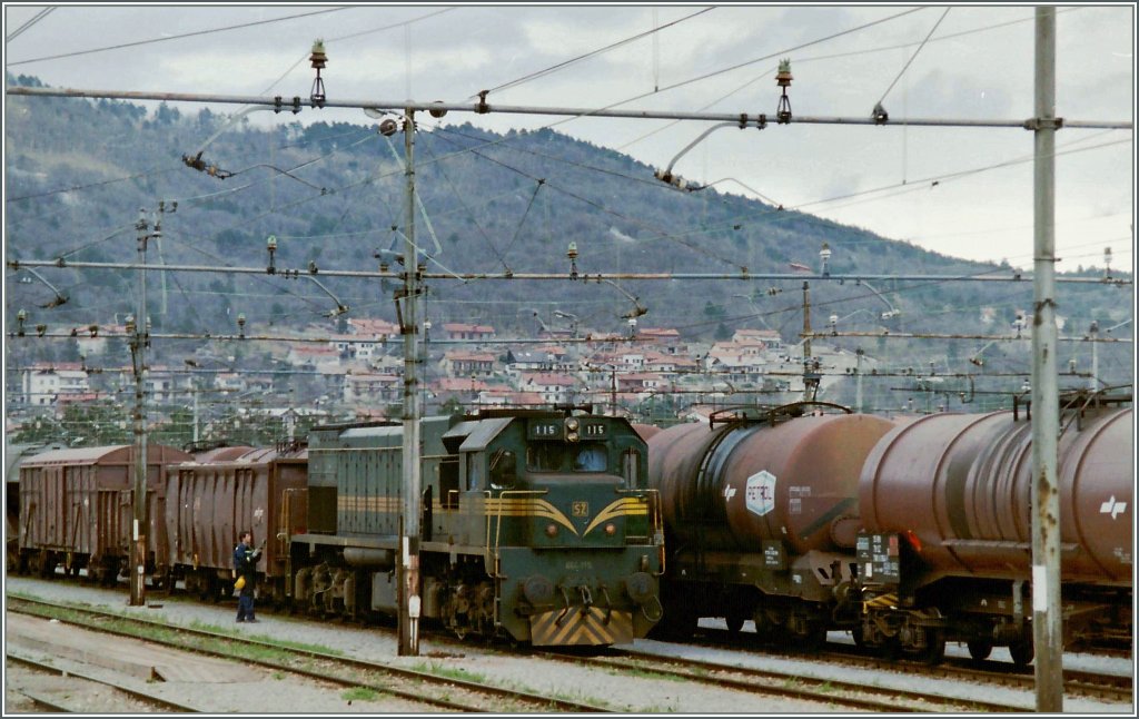 Wei jemand wo in Slowenien ich im Mrz 1995 diese 664-115 fotografiert habe?
