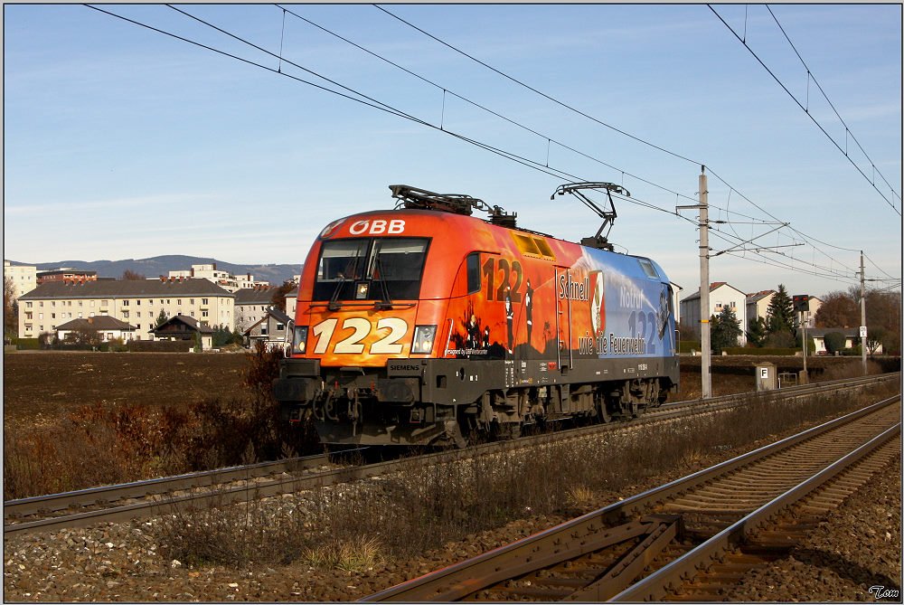 Werbeochse 1116 250  Feuerwehr  fhrt als Lokzug 84881 von Knittelfeld nach Zeltweg.
Knittelfeld 14.11.2009