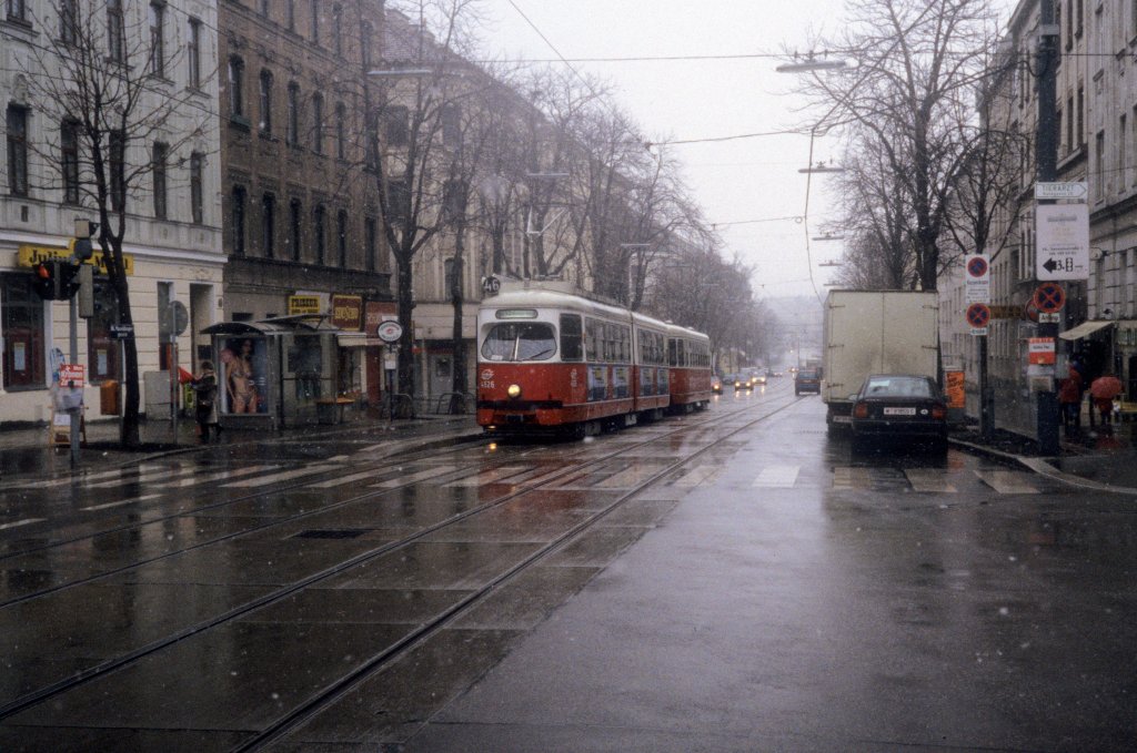 Wien Wiener Linien SL 46 (E1 4526) Maroltingergasse / Rankgasse am 19. Mrz 2000.