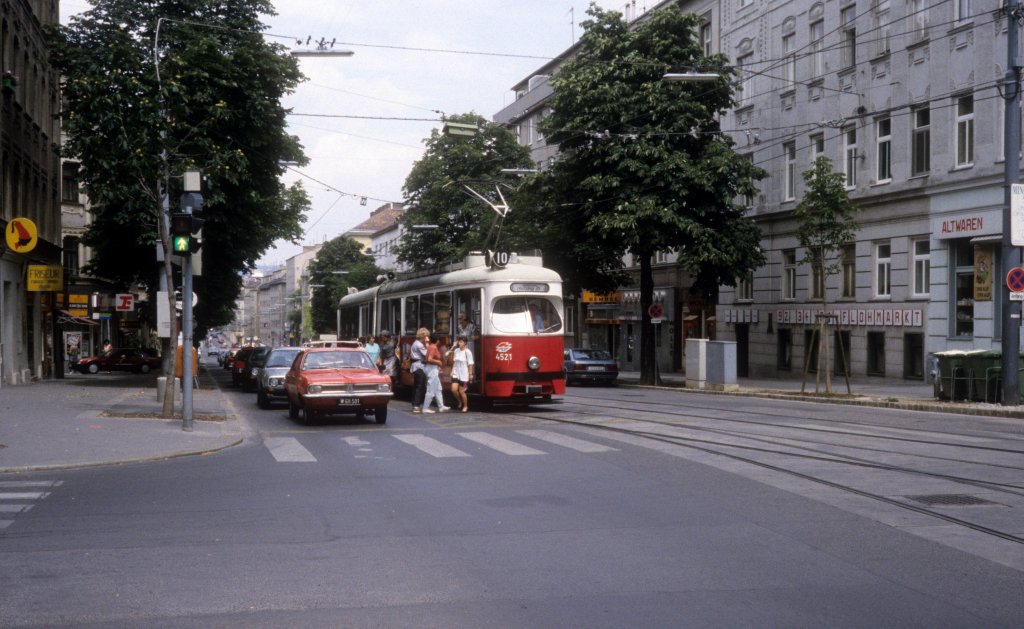 Wien WVB SL 10 (E1 4521) Maroltingergasse / Rankgasse im Juli 1992.