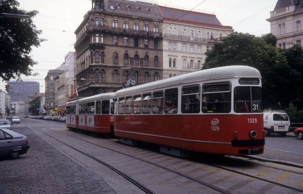 Wien WVB SL 31 (c4 1329 + E1 480x) Wallensteinplatz im August 1994.