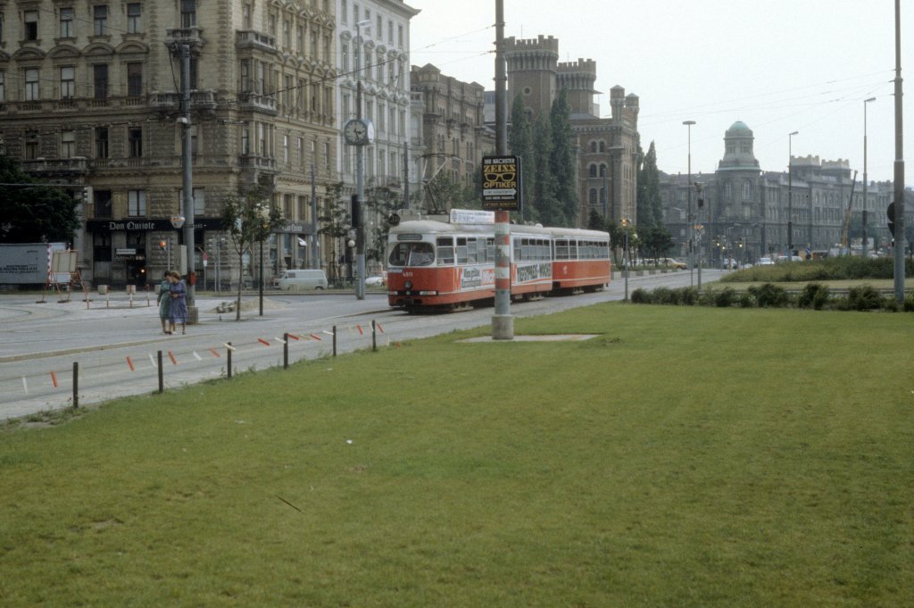 Wien WVB SL 331 (E1 4511) Franz-Josefs-Kai / Schottenring im Juli 1982.