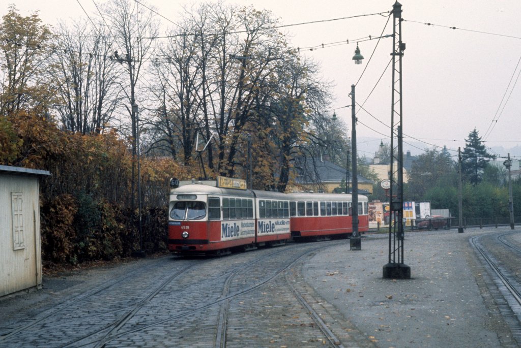 Wien WVB SL 60 (E1 4519) Mauer, Rittergasse am 2. November 1975.