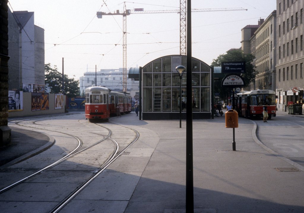 Wien WVB SL 72 (c3 1182) Markhofgasse / U-Bf Schlachthausgasse im Juli 1992.