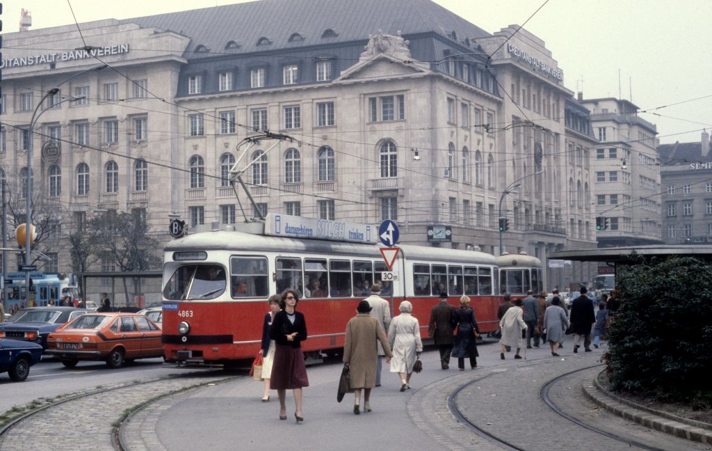 Wien WVB SL BK (E1 4863) Schottentor am 18. Oktober 1978.