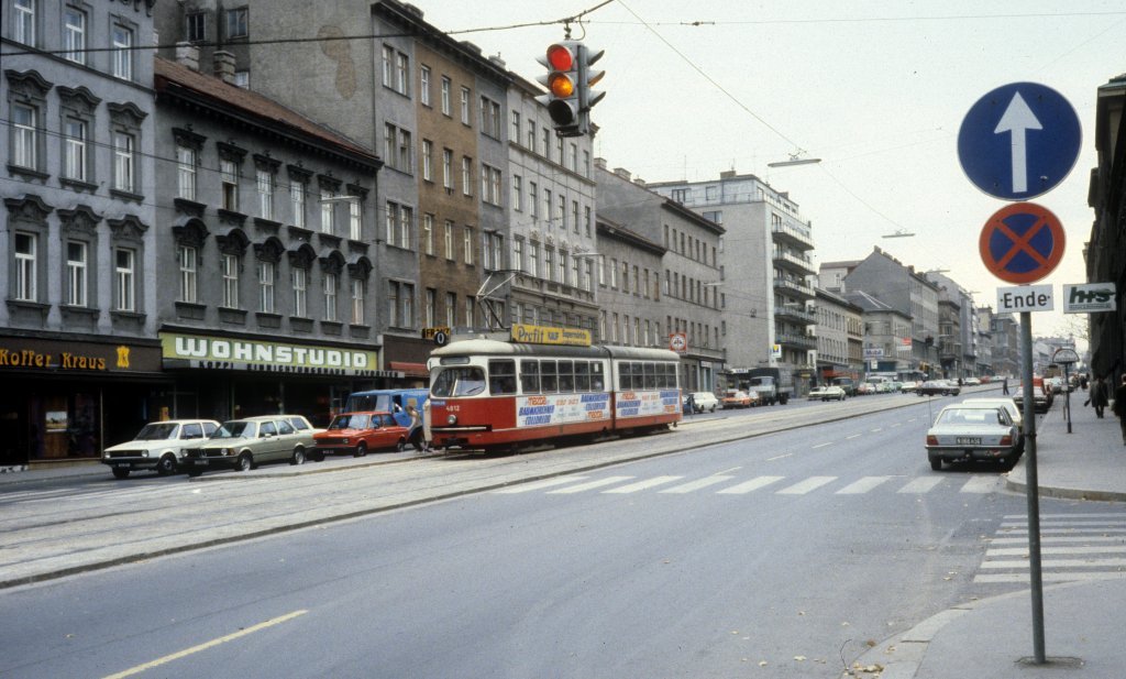 Wien WVB SL O (E1 4812) Laxenburger Strasse im Oktober 1979.