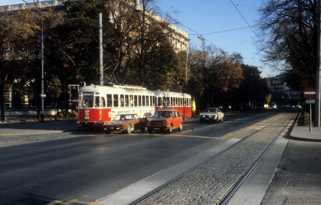 Wien WVB SL T (L 568) Burgring im Oktober 1979.