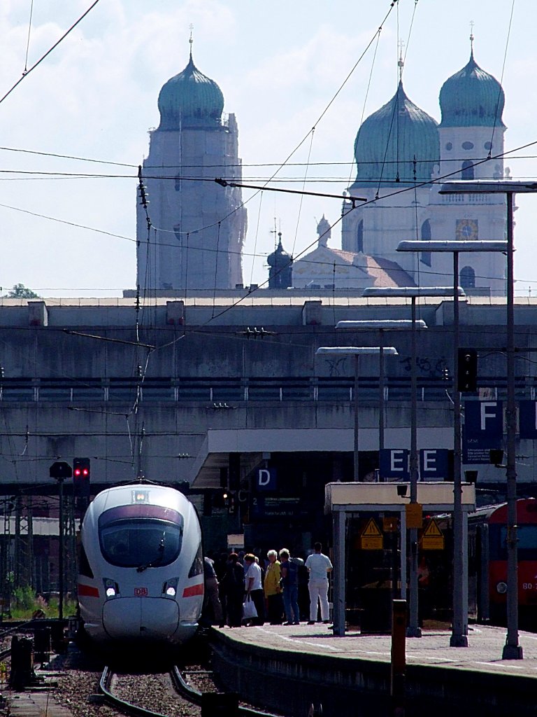 Willkommen in der Universittsstadt-Passau heit es fr 
Tz 1161  Andernach , hier als ICE 228;110616