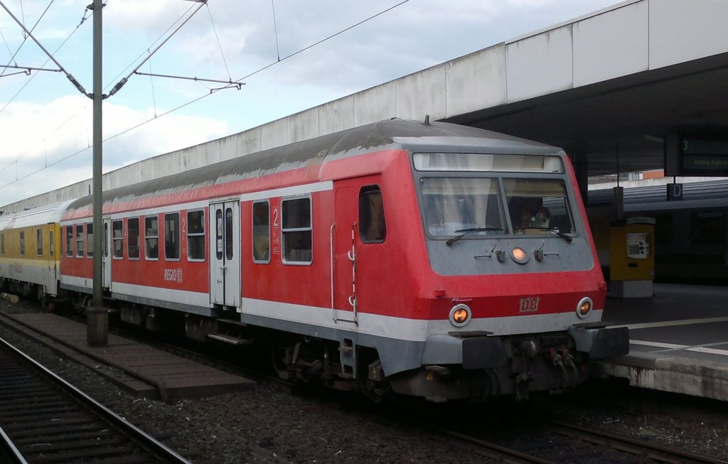 Wittenberger Steuerwagen in Bahndienstzug in Hannover HBF am 05.09.2011