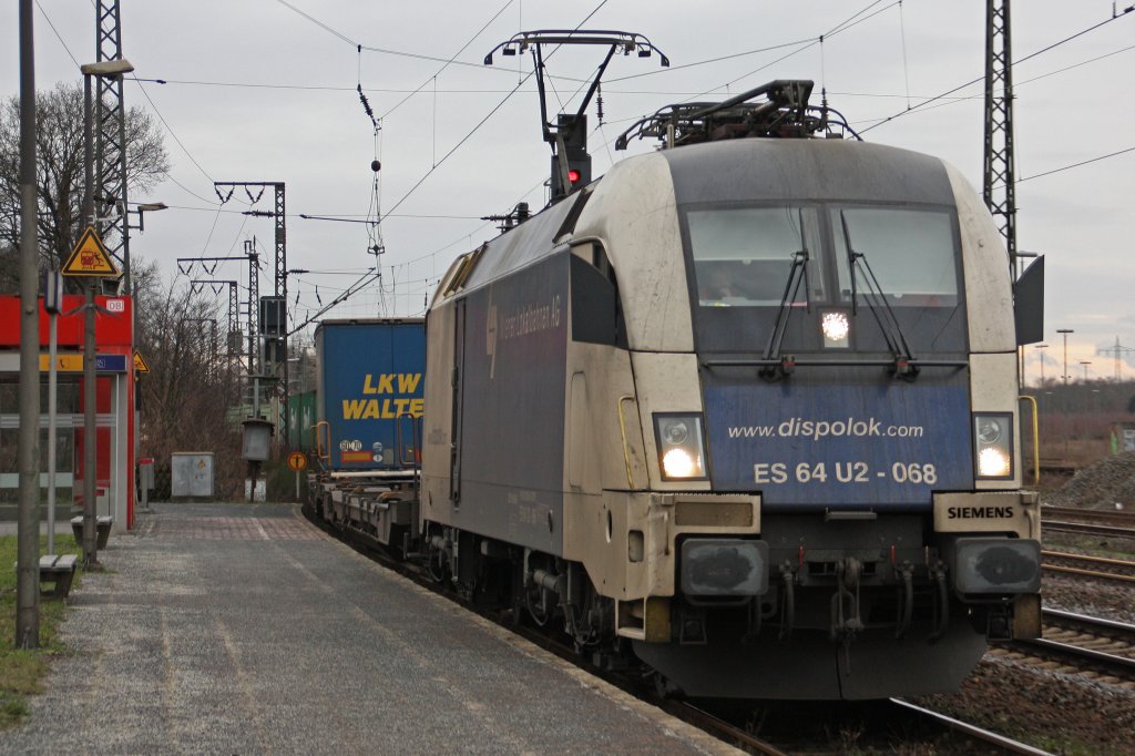 WLB ES 64 U2-068 wechselt am 15.1.11 in Duisburg-Bissingheim auf das RB 37 Gleis