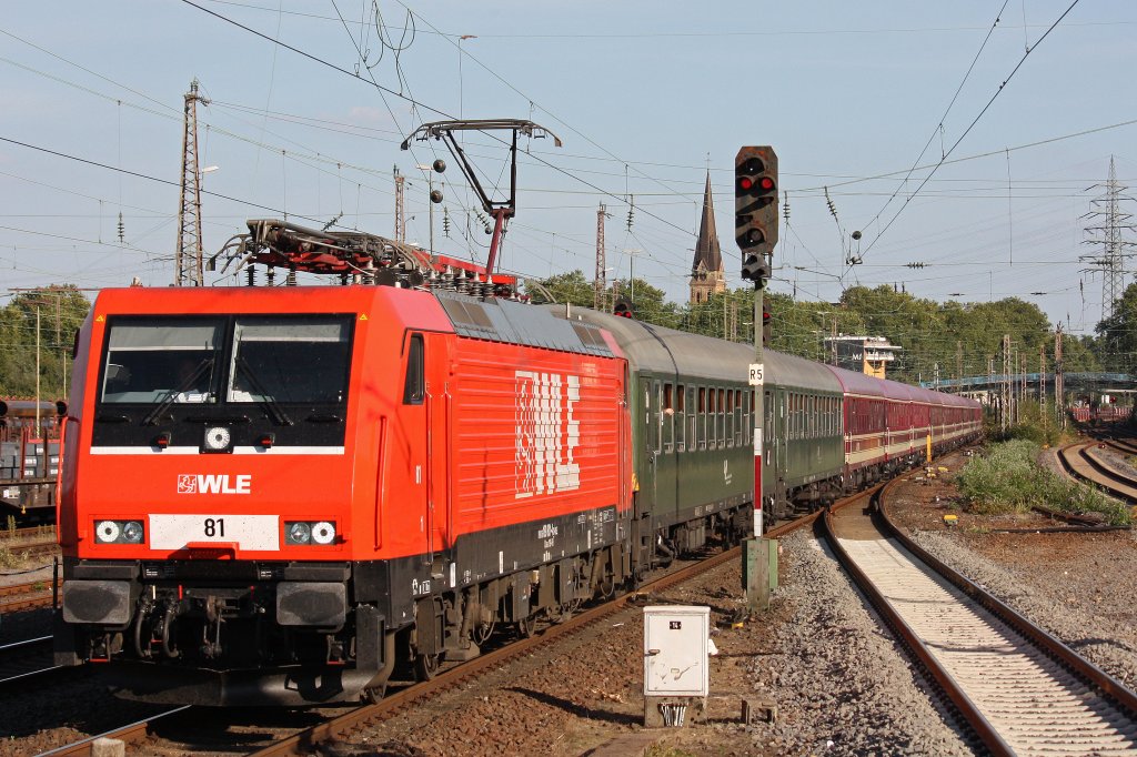 WLE 81 am 9.9.12 mit einem Suferzug in Mlheim-Styrum.