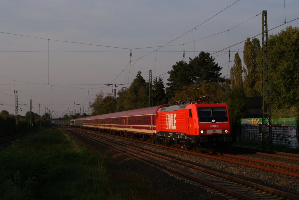 WLE 81 mit einem Sonderzug bei der Durchfahrt durch Düsseldorf-Angermund am 25.09.2011