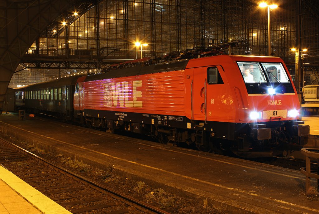 WLE 81 mit M�ller Touristik Sonderzug in K�ln Hbf am 30.10.2011