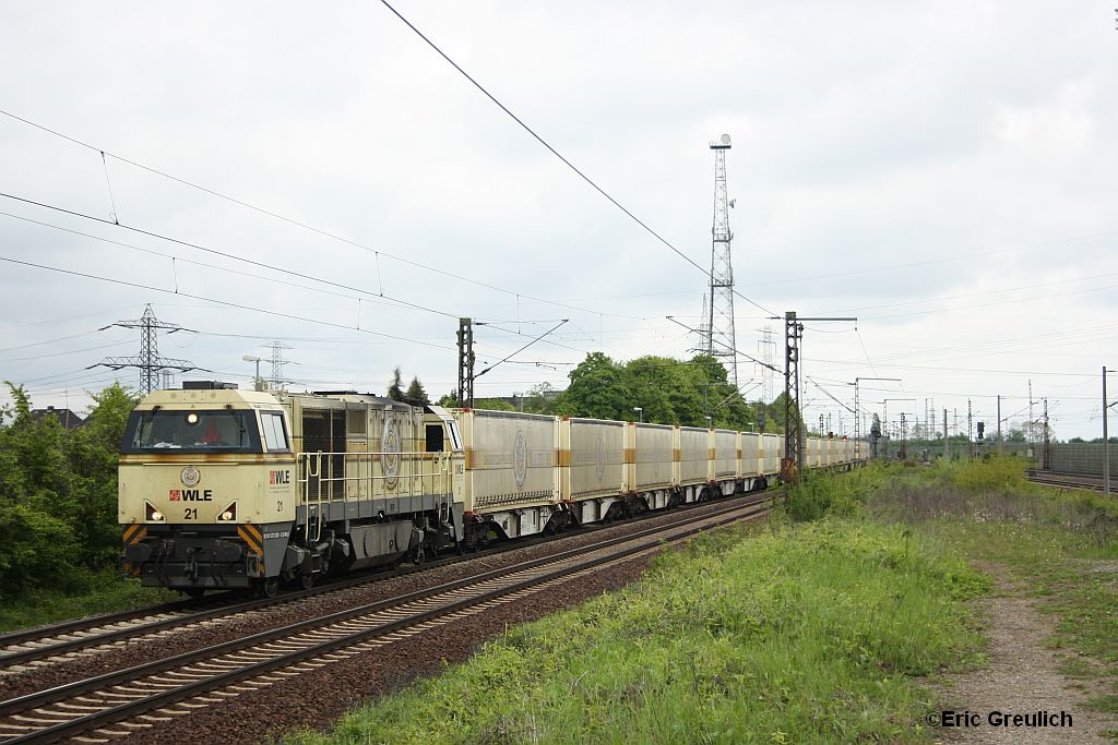WLE21 mit einem Bierzug in Ahlten am 13.5.10.