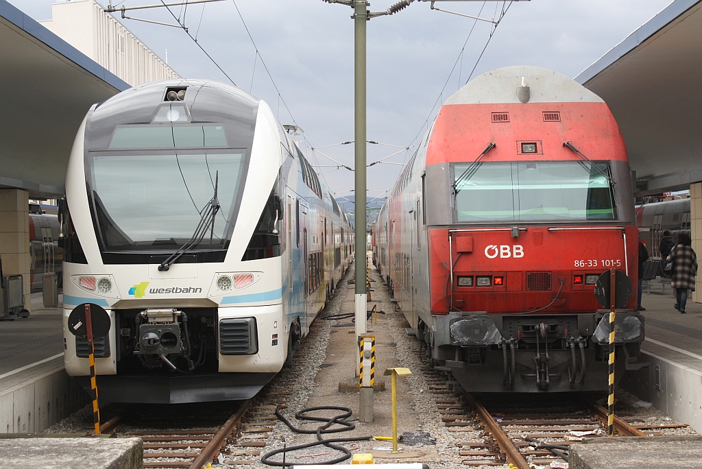 WSTBA 93 85 4010 602-9 und BB Bbfmpz 50 81 86-33 101-5 der BB am 26.Februar 2012 im Bf. Wien West.