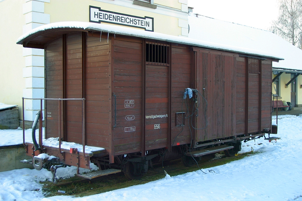 WSV Dienstgutwagen 656 am 04.Dezember 2005 im Bf. Heidenreichstein.