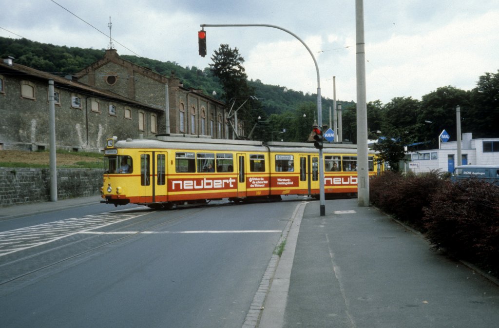 Wrzburg WSB SL 4 (GT6 280) Zellerau, Frankfurter Strasse am 22. Juni 1980.