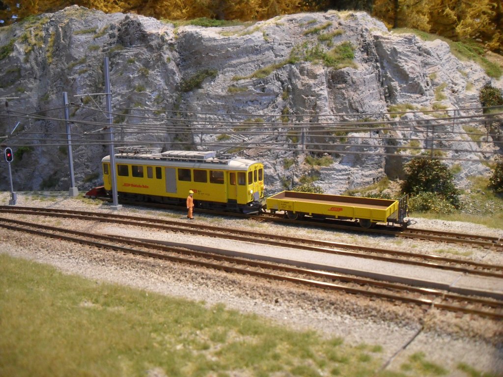 Xe 4/4 9922 als H0m-Modell auf der Bemo-Anlage bei der Inter-Modellbau 2010.