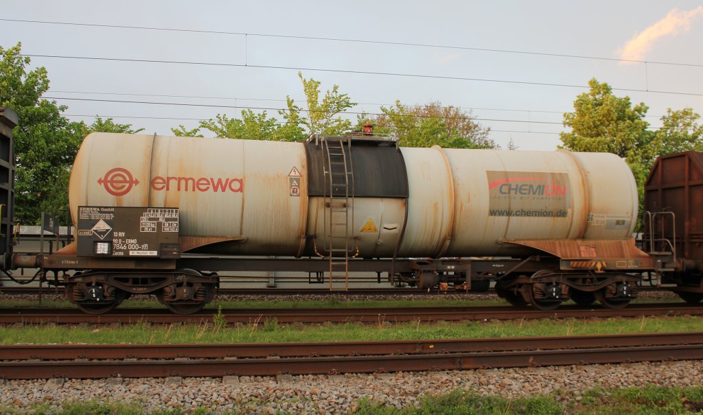 Zacns, 33 RIV, 80 D-ERMD, 7846 000-7, Ejby, Fyn, 22 maj 2013 in Abendsonne