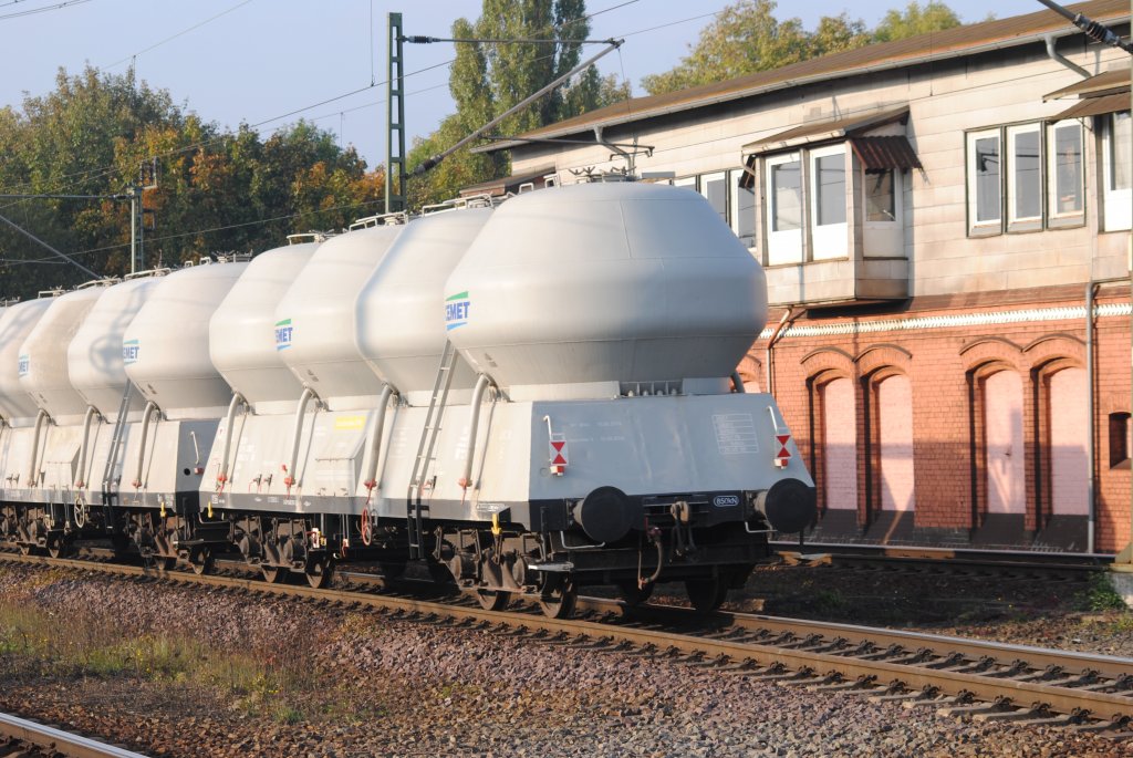 Zementsilowagen am 18.10.10 in Lehrte.