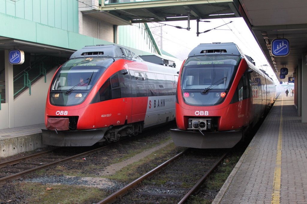 Zwei 4024er BB Talent nach St.Margrethen und Bregenz Hafen,am 17.01.11 in Bregenz