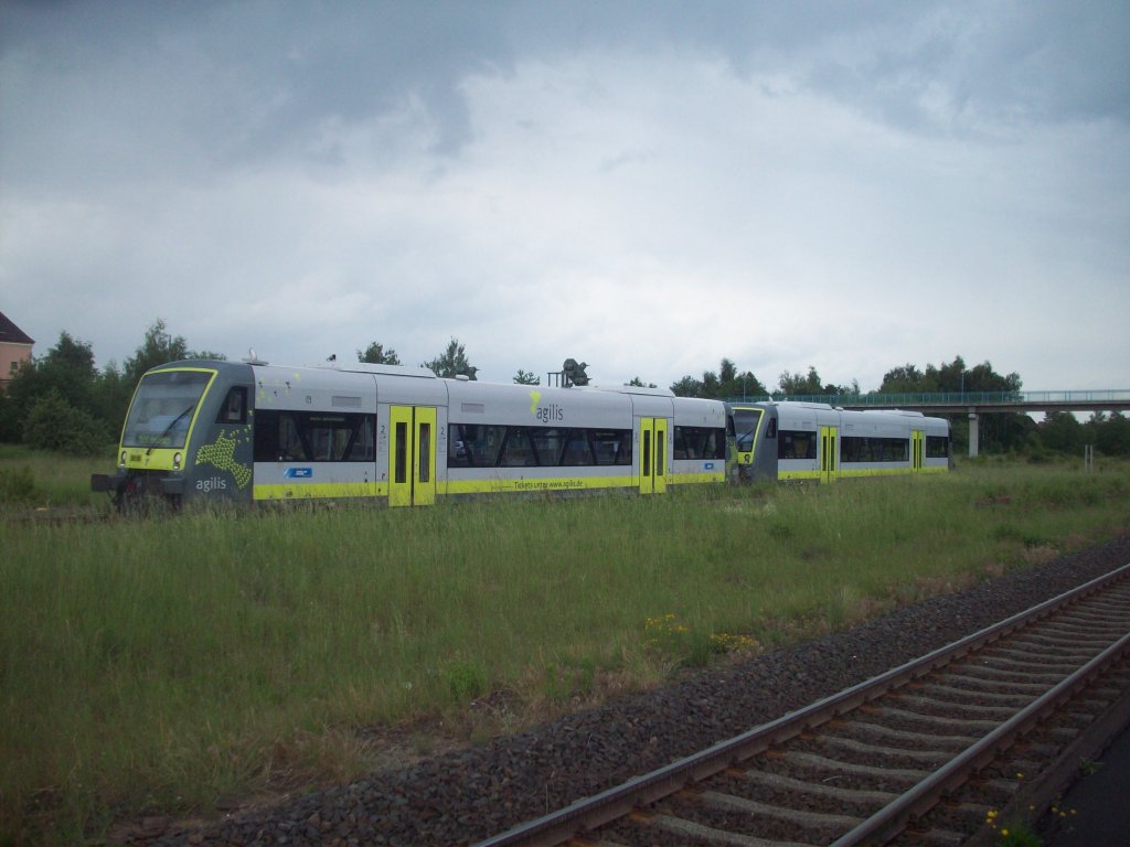 zwei abgestellte Agilisz�ge in Kirchenlaibach. 13.06.11