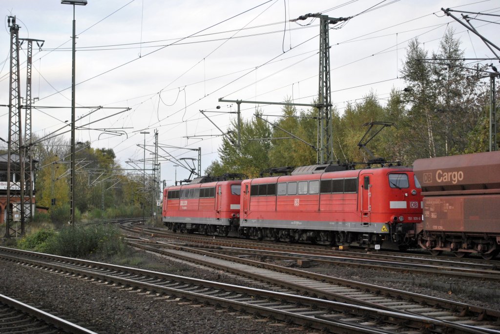 Zwei E-Lok der BR 151 in Lehrte, am 30.10.2012.