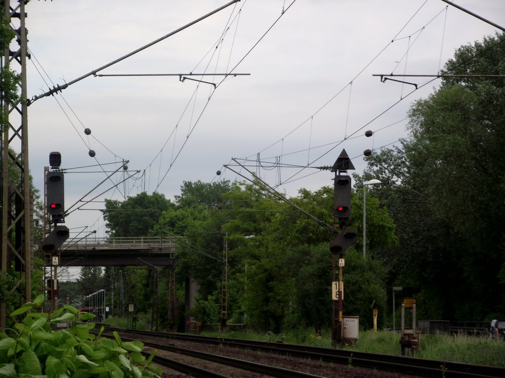 Zwei Einfahrtssignale in Mainal Ost die auf HP0 stehen am 27.05.13 