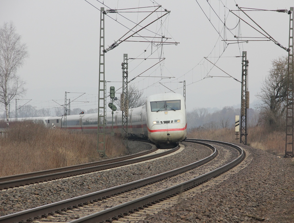 Zwei ICE 2 Einheiten als Umleiter ber die NSS in Fahrtrichtung Sden. Aufgenommen am 29.03.2013 in Wehretal-Reichensachsen.