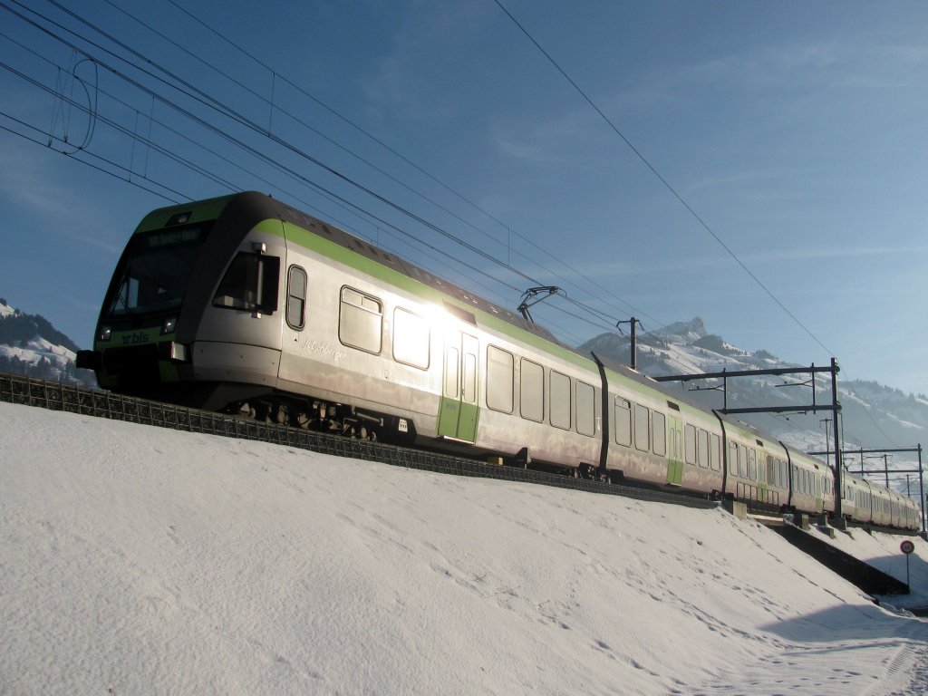 Zwei Ltschberger nach Bern bei Reichenbach i.K. am 23.01.2010