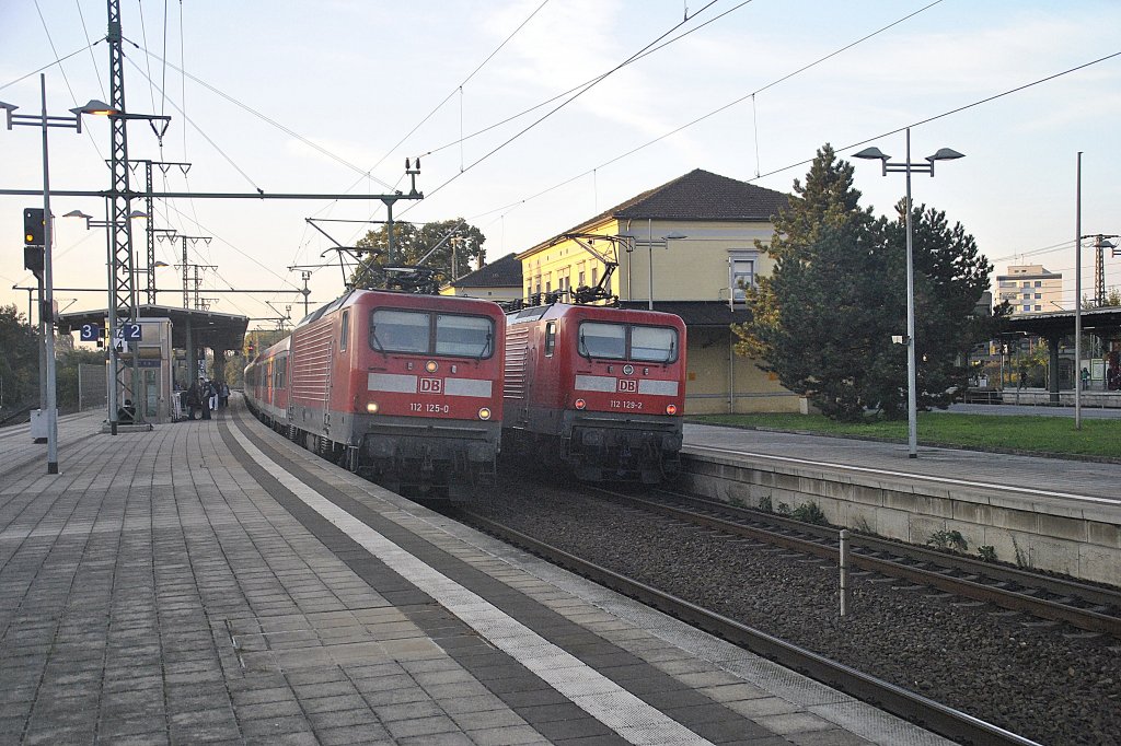 Zwei Lok der BR 112, in Lehrte, am 08.10.2010