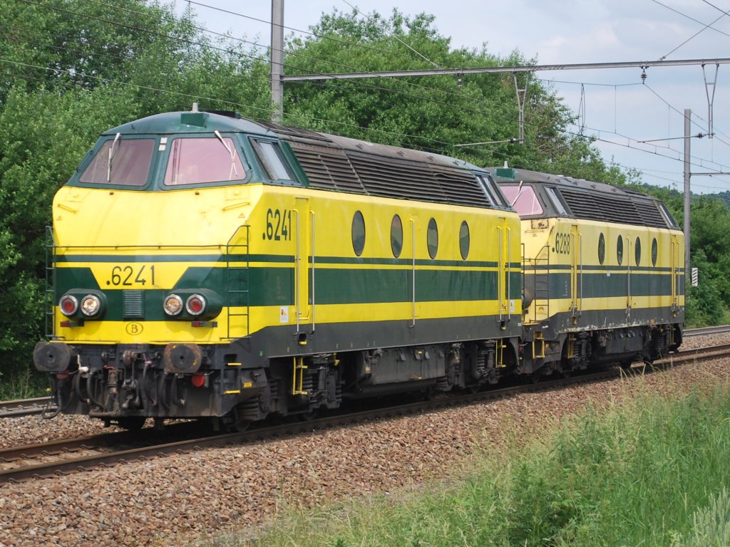 Zwei Loks der Baureihe 62 fahren �ber die Linie 24. 13. Juni 2010