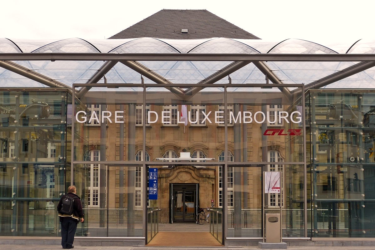 . 100 Joer Gare Ltzebuerg - Der Eingang zur neuen Halle des Bahnhofs von Luxemburg Stadt. 23.09.2012 (Jeanny)