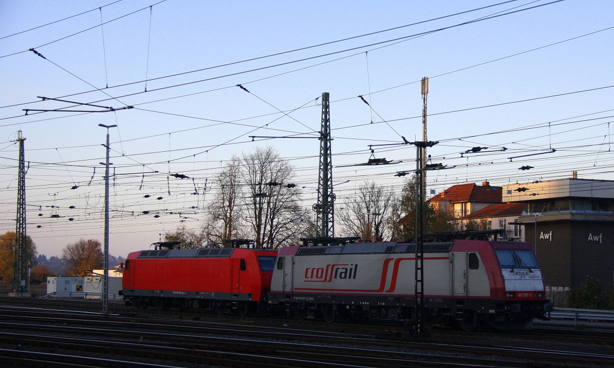  145 CL-014 und 185 597-2 beide von Crossrail stehen in Aachen-West.
Aufgenommen vom Bahnsteig in Aachen-West bei schönem Novemberwetter am Nachmittag vom 21.11.2014.