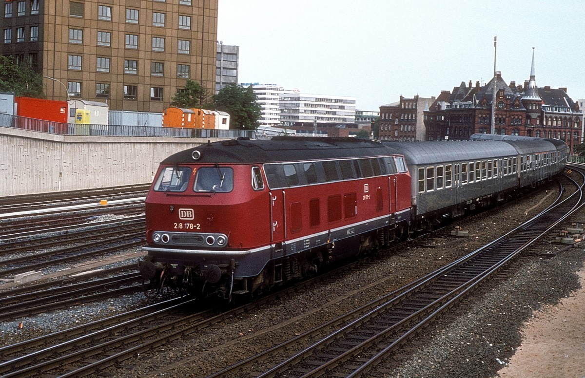   218 178  Hamburg Hbf  08.07.82