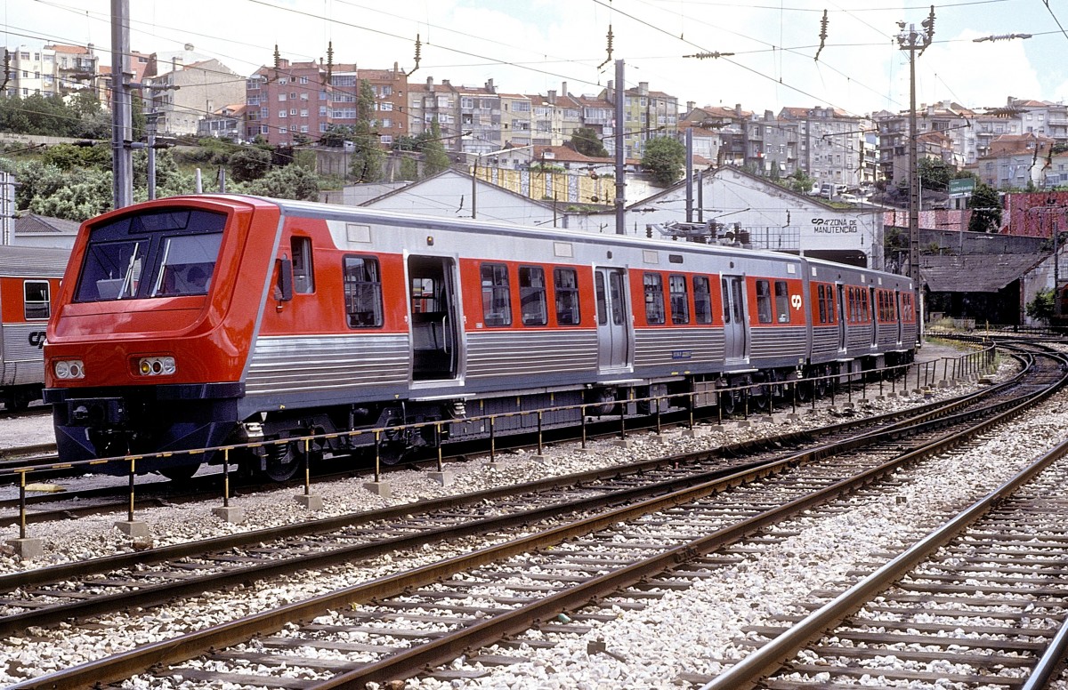  222 306  Campolide  04.06.93