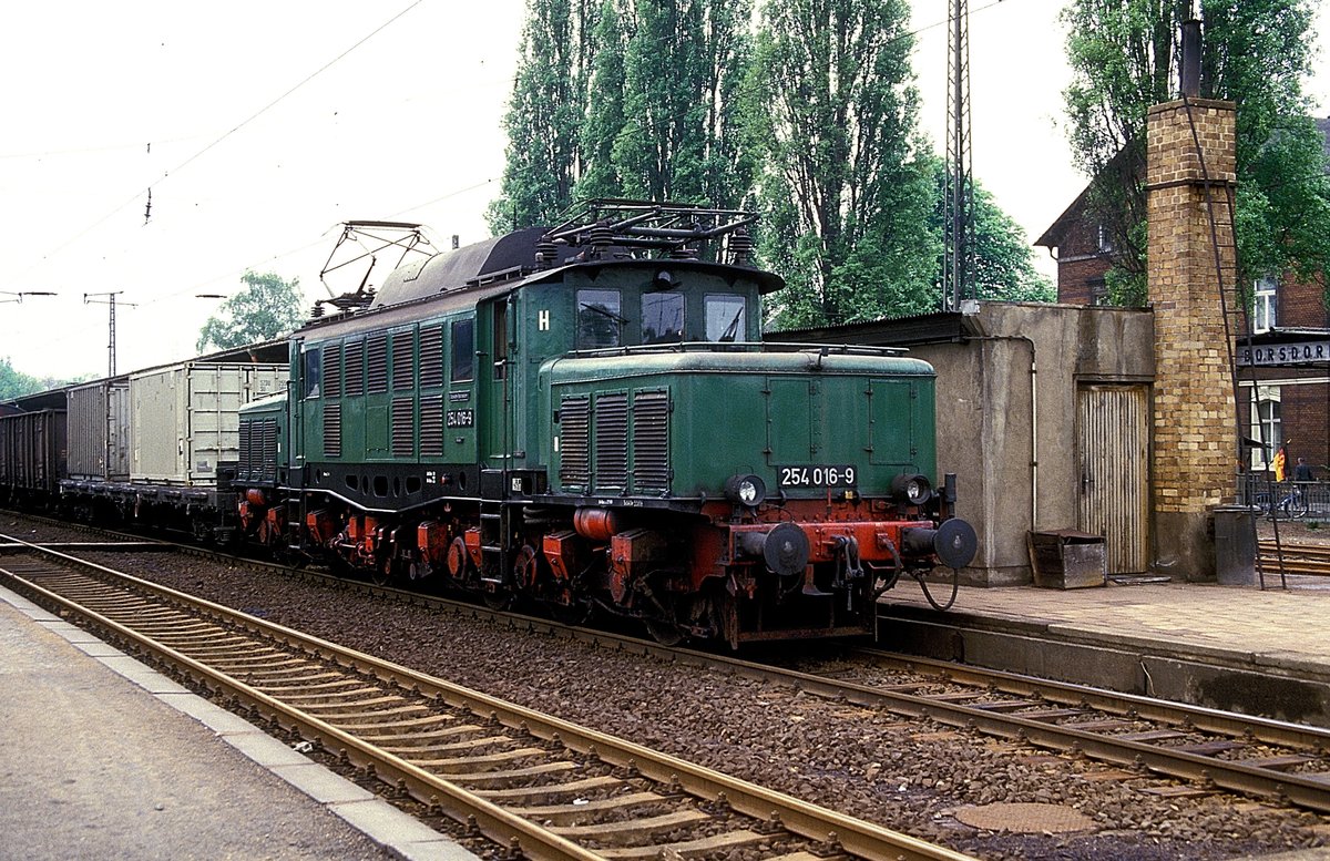  254 016  Borsdorf  08.09.86