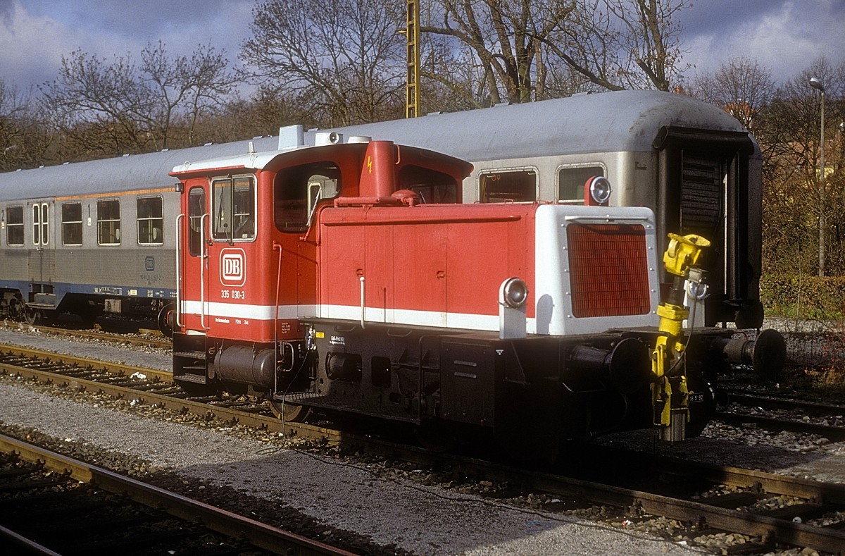   335 030  Tübingen  18.11.92