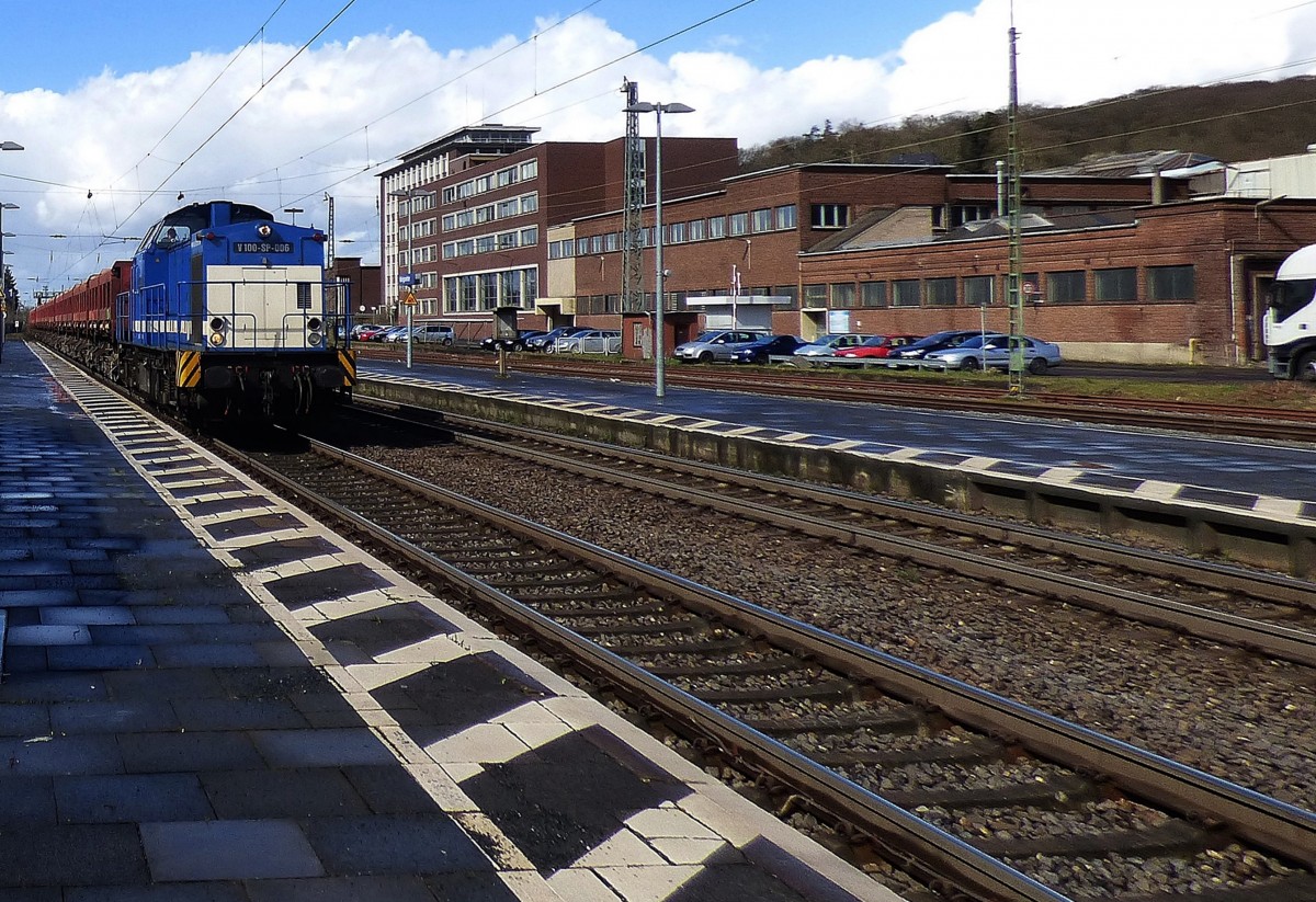 # Königswinter 5
Zwei  Positive Gäste hier am Rhein ( die V 100 plus SPITZKE das war ein Motiv Wert. 

Königswinter
04.04.2015