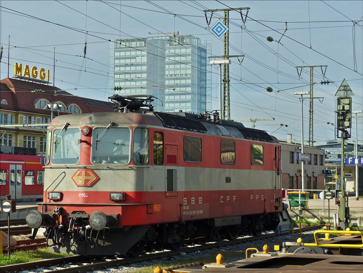 . SBB Crmeschnitte 11109 steht am 04.09.2017 in Singen und wartet auf ihren nchsten Einsatz.  (Jeanny) 