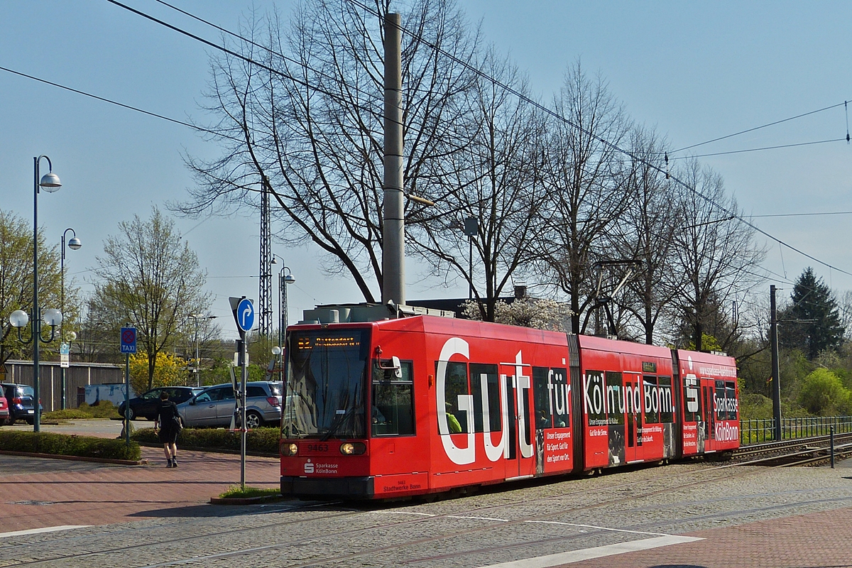  Strassenbahnwagen 9463 der Stadtwerke Bonn nahe dem Bahnhof Bonn-Beuel. April 2016
