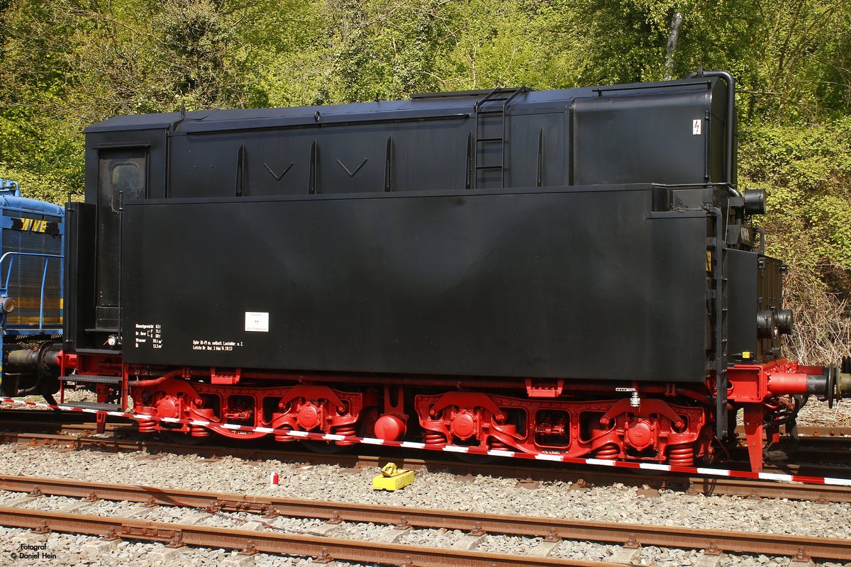 01 0509-6 Tender im Eisenbahnmuseum Bochum Dahlhausen, am 30.04.2017.